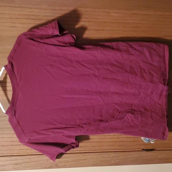 Size S Maroon PAWZ Shirt "Stay Pawsitive" - Picture 3 of 3